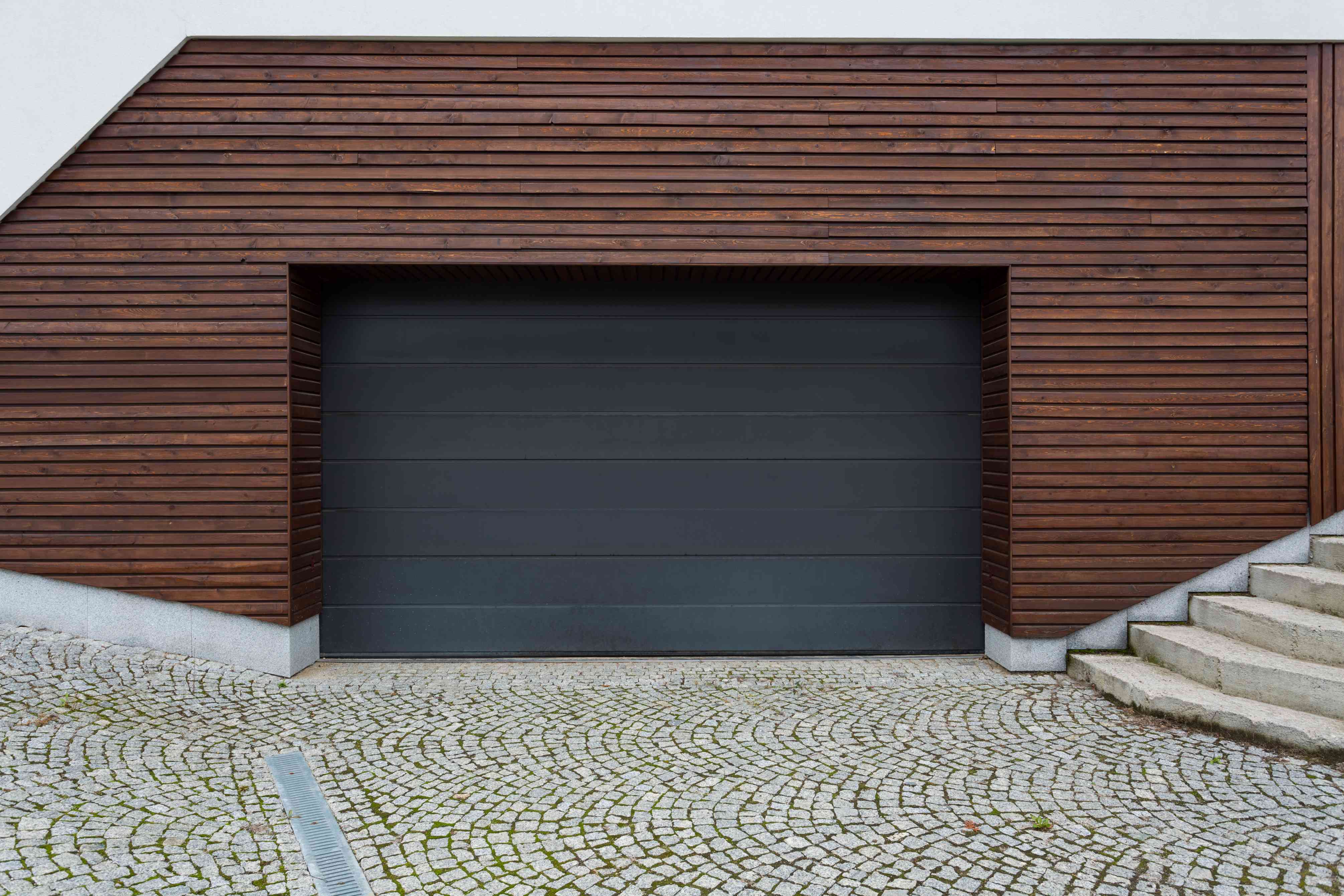 black and wooden garage P2M493F1